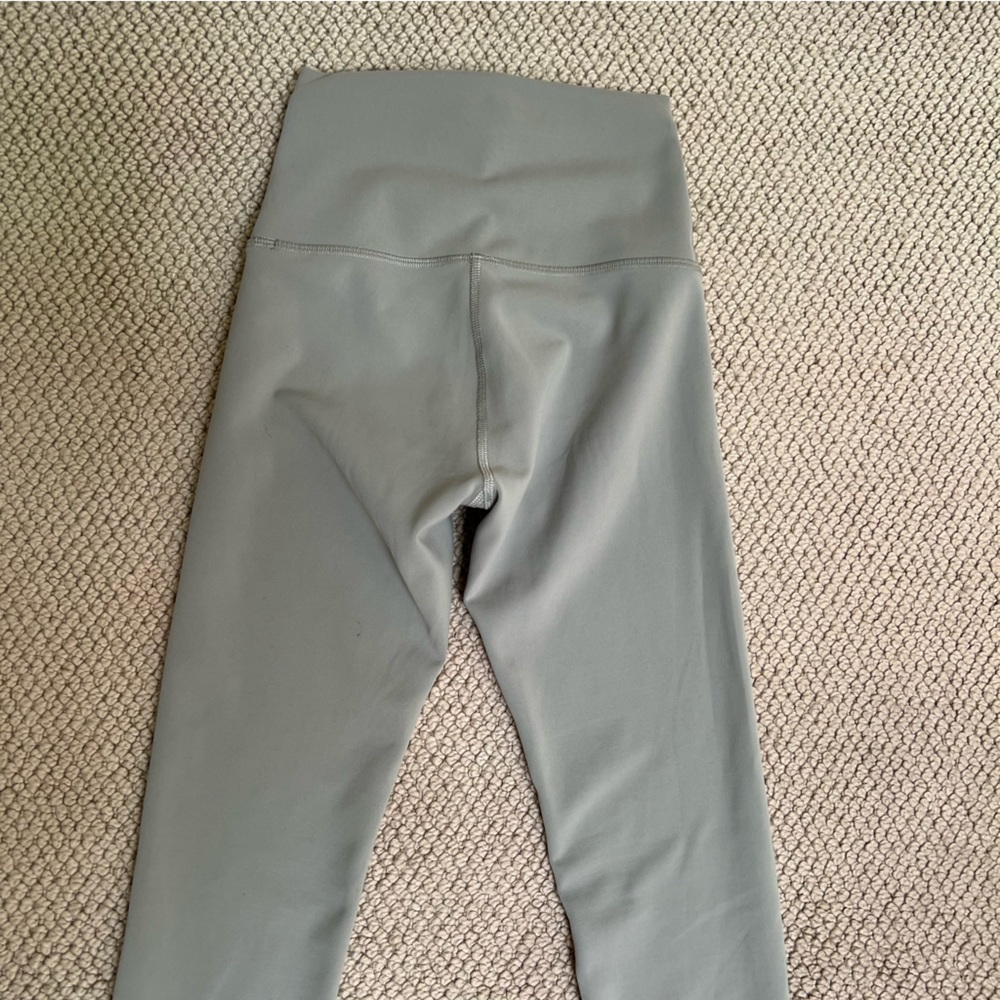 Lululemon Wunder Train High Rise Leggings - Picture 7 of 8